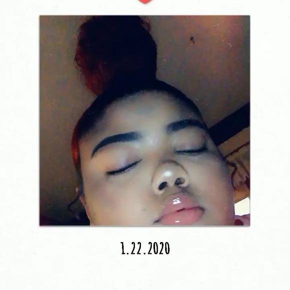 Profile Picture of Ray Ray (@ray869) on Poshmark