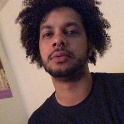 Profile Picture of Stefan Aaron (@StefAyeAyeron) on Twitter
