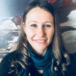 Profile Picture of Danielle Rourke (@realcalgaryrealestate) on Instagram