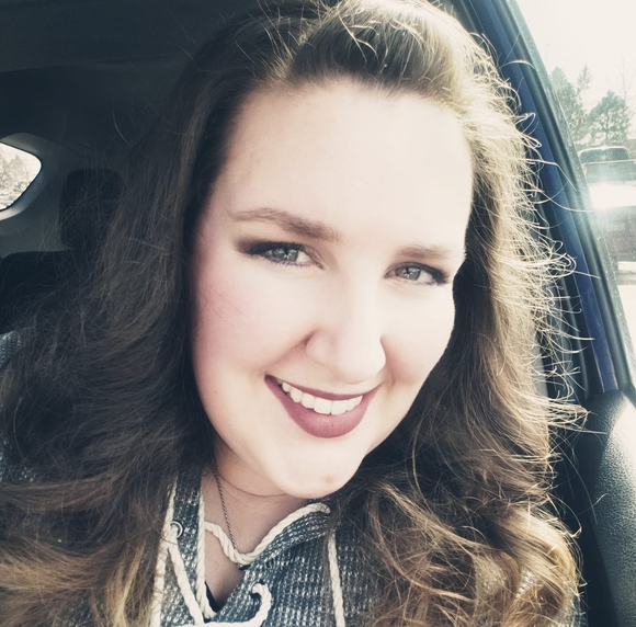 Profile Picture of Meghan Vandamme (@meghan_vandamme) on Poshmark