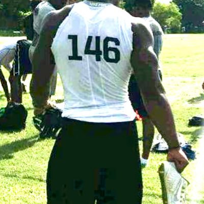 Profile Picture of HOWARD STEWART JR. (@thebeastking44) on Twitter