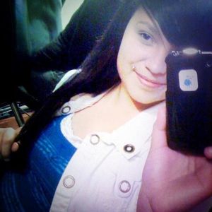 Profile Picture of Rachel Calvillo (@i.love.erika) on Myspace