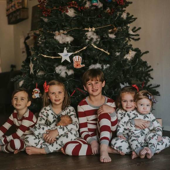 Profile Picture of Renee Cutchall (@bordelon1850) on Poshmark