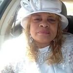 Lillian Mayfield - Instagram Profile Picture of Lillian Mayfield (@lillianmayfield) on Instagram