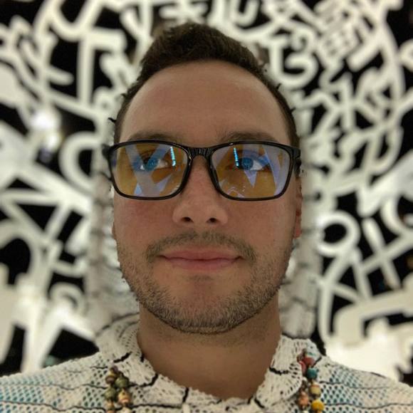 Profile Picture of Adam Headley (@vorpalsurfer) on Poshmark