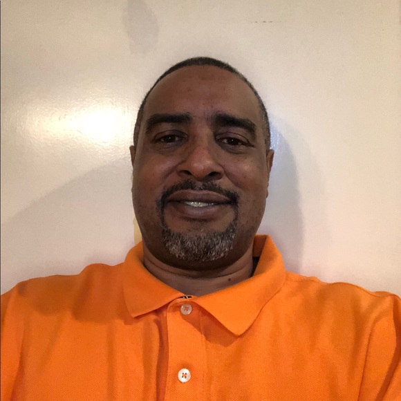 Profile Picture of Aaron Davenport (@mrd248) on Poshmark