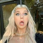Profile Picture of lottie 💖 (@floofy.loren) on Instagram
