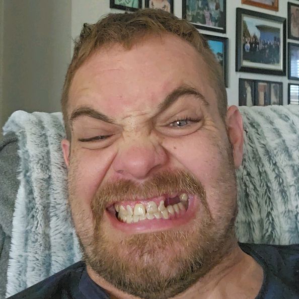Profile Picture of michael langer (@@derpdigler) on Tiktok