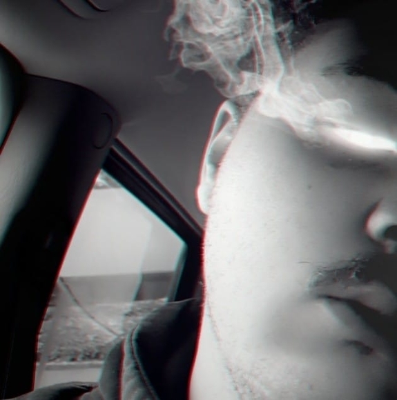 Profile Picture of Jesse Erlewine (@jesseerlewine) on Poshmark