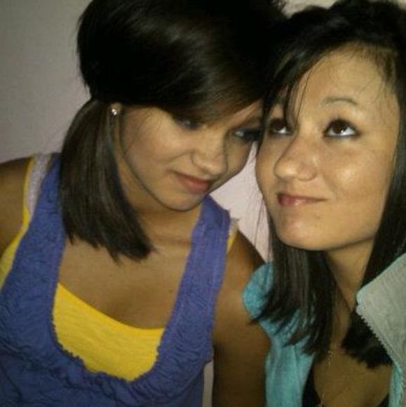 Profile Picture of Whitney Hudson (@ilovewhitney18) on Poshmark