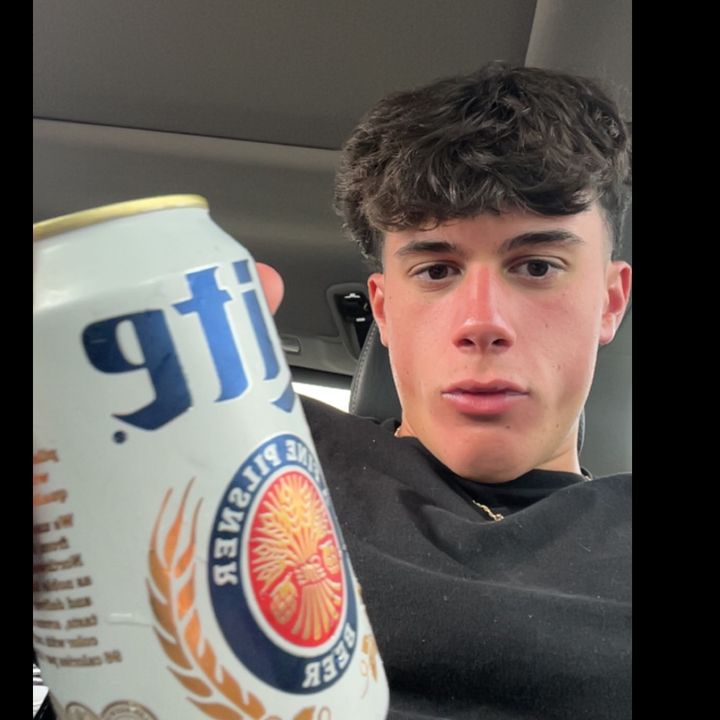 Profile Picture of Ant (@anthony.catanzaro) on Tiktok