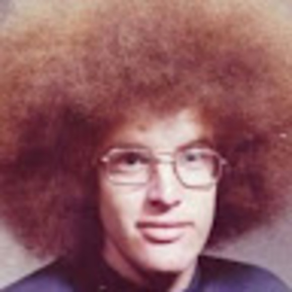 Profile Picture of Kyle Theriault (@kyle14t) on Poshmark