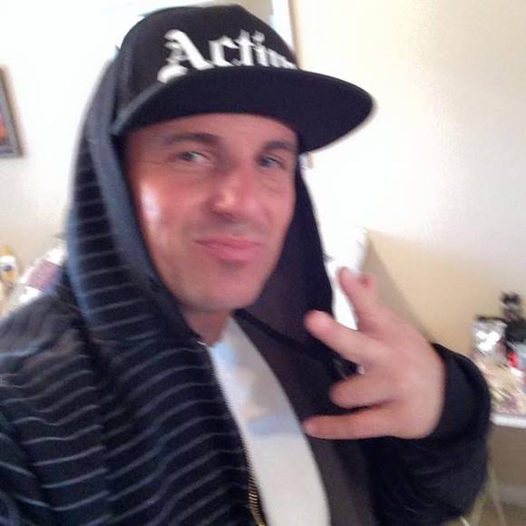 Profile Picture of Robin Jenkins (@robinator84) on Poshmark