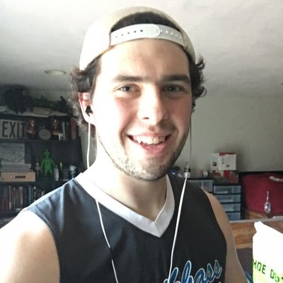 Profile Picture of Andrew Lewicki (@LewickiDrums) on Twitter