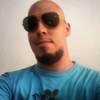 Profile Picture of Richard (@Augusto_Ren) on Twitter