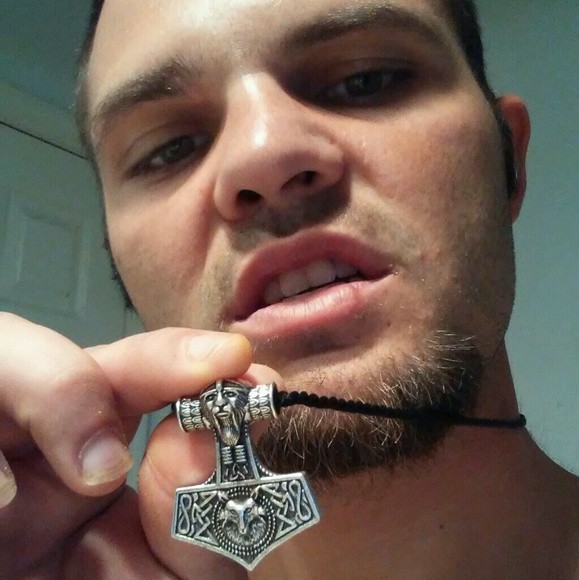 Profile Picture of Chris Fisher (@scarodinson) on Poshmark