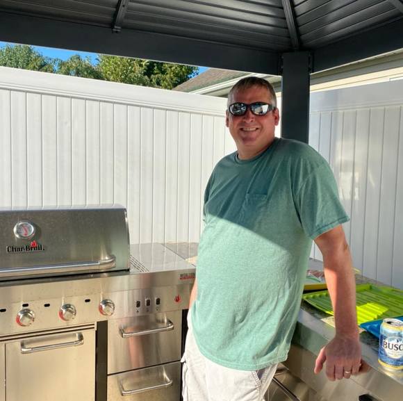 Profile Picture of Michael Noyer (@menoyer) on Poshmark