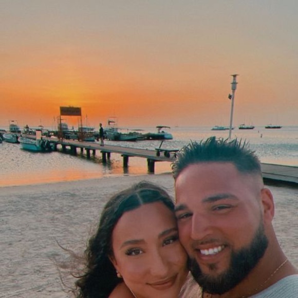 Profile Picture of Sharon Lysandrou (@sharonlysandrou) on Poshmark