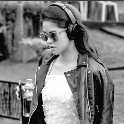 Profile Picture of Neenahskies  💋 🌍 (@TomSses) on Twitter