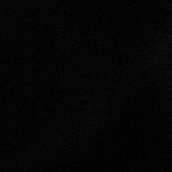 Profile Picture of Faye Ilano (@fayeilano) on Poshmark