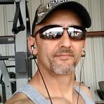 Profile Picture of Brent McElroy (@brentmc1974) on Facebook