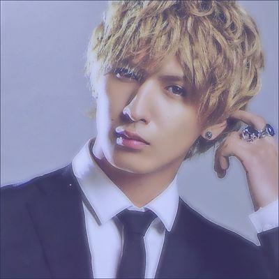 Profile Picture of 恋  « яэи » (@ren_0818star) on Twitter