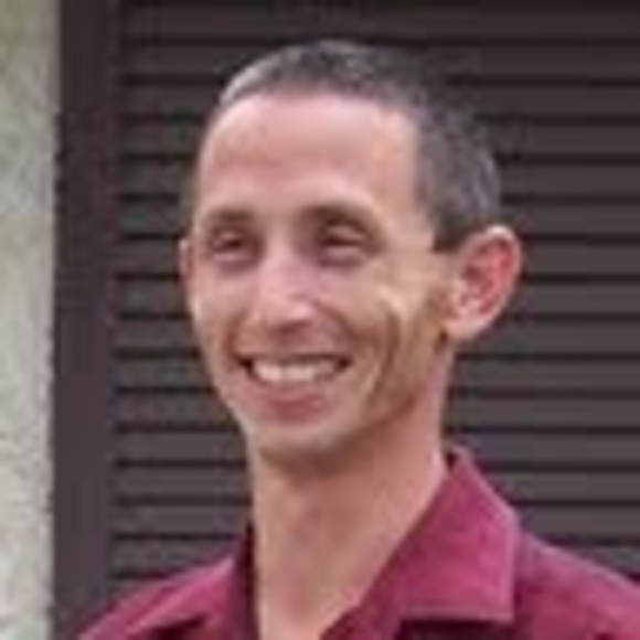 Profile Picture of Brian Ouellette (@brianouellet521) on Poshmark