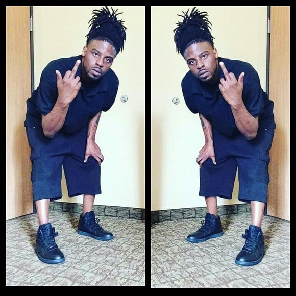 Profile Picture of Josh Cannon (@hoodimontana) on Poshmark