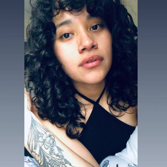 Profile Picture of Nelza Arias (@lo_quita29) on Poshmark