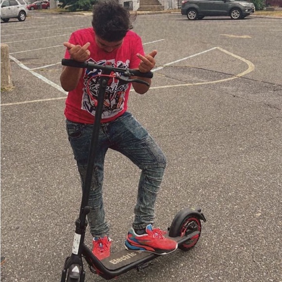 Profile Picture of Elsayed Abdel (@elsayeeedreda) on Poshmark