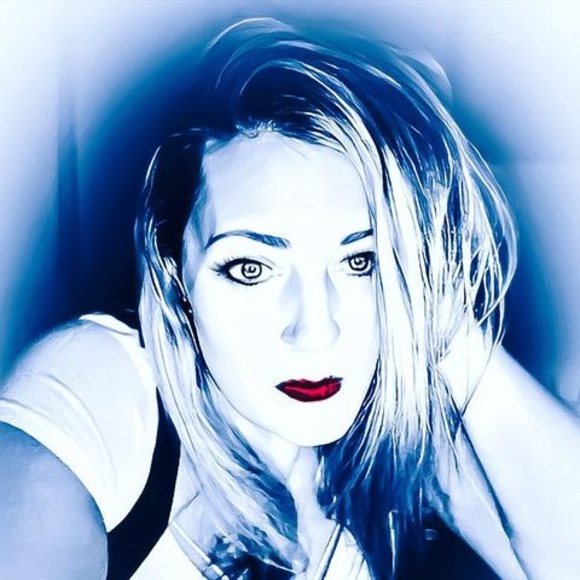 Profile Picture of Deborah Ditmyer (@dditmyer) on Poshmark