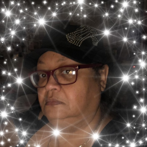 Profile Picture of Nancy Lowery (@nancylowery172) on Poshmark