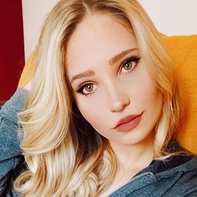 Profile Picture of Xenia Diaz (@XeniaDi40472076) on Twitter