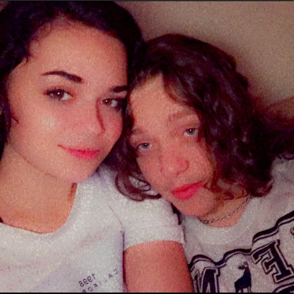 Profile Picture of Amanda Patterson (@officialcope) on Poshmark