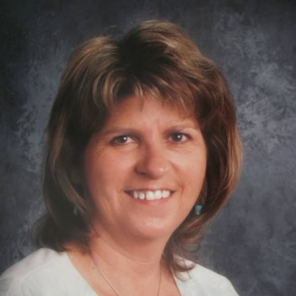 Profile Picture of Tina Jones-hochhalter (@hochhaltertina) on Poshmark