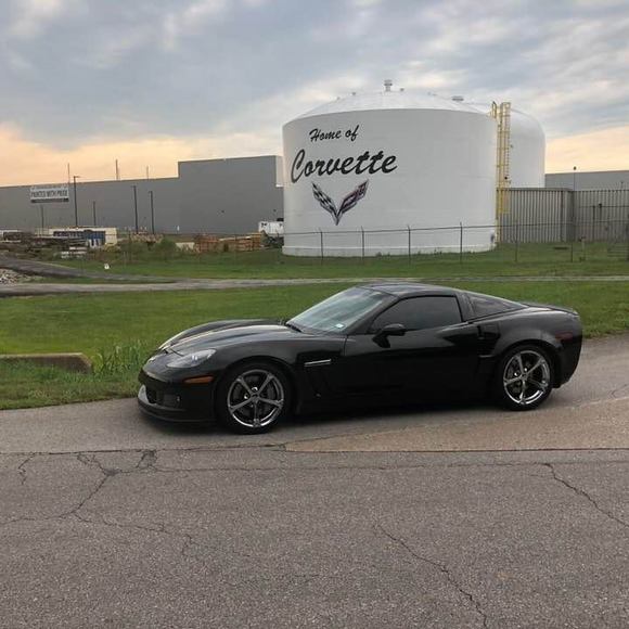 Profile Picture of Chuck Bolland (@chuckbolland) on Poshmark