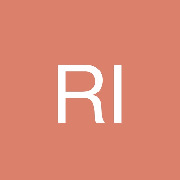 Profile Picture of Retha Ingrid (@l8f82_enb) on Poshmark