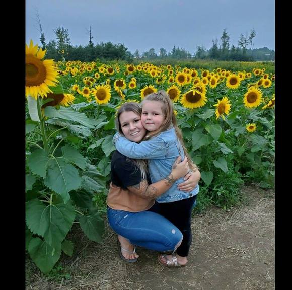 Kelsey Satterfield - Poshmark Profile Picture of Kelsey Satterfield (@kelseylaila) on Poshmark