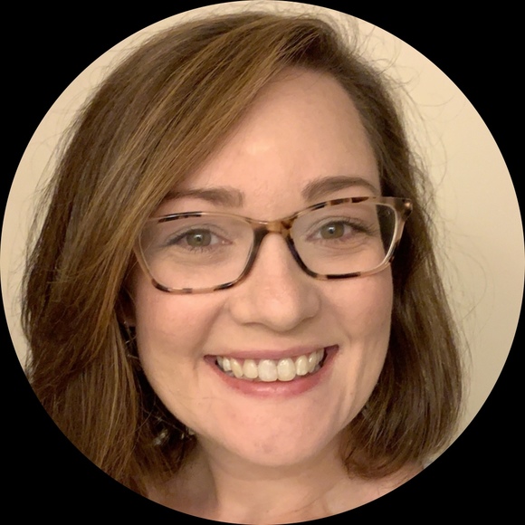 Profile Picture of Calli Schechtman (@callijoy7) on Poshmark