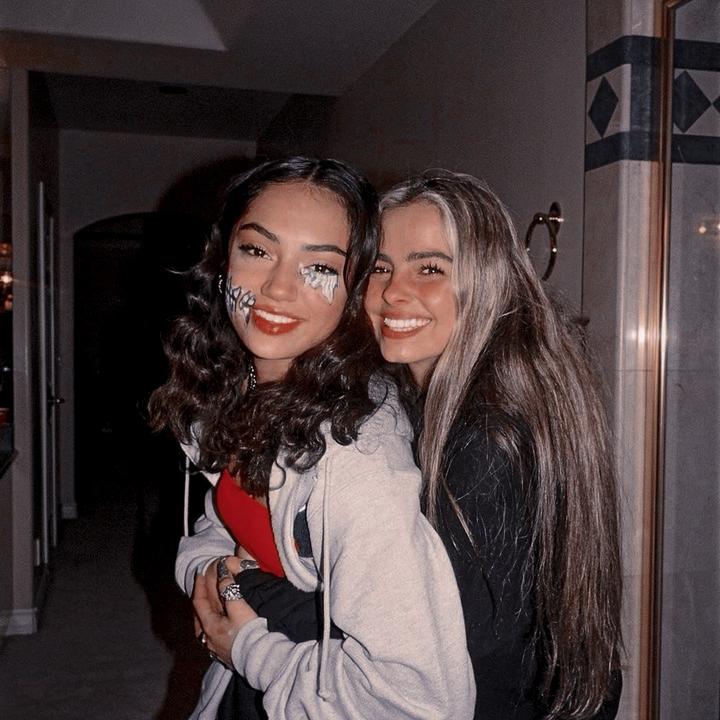 Profile Picture of bebes & sunrae <33 (@avasdisson) on Tiktok