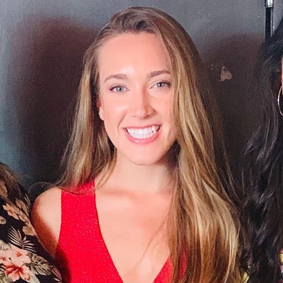 Profile Picture of Alex Anton (@alexanton) on Poshmark