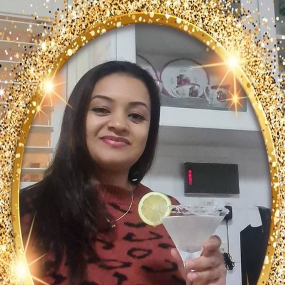Profile Picture of Asha Kumar (@ash_vandana26) on Poshmark