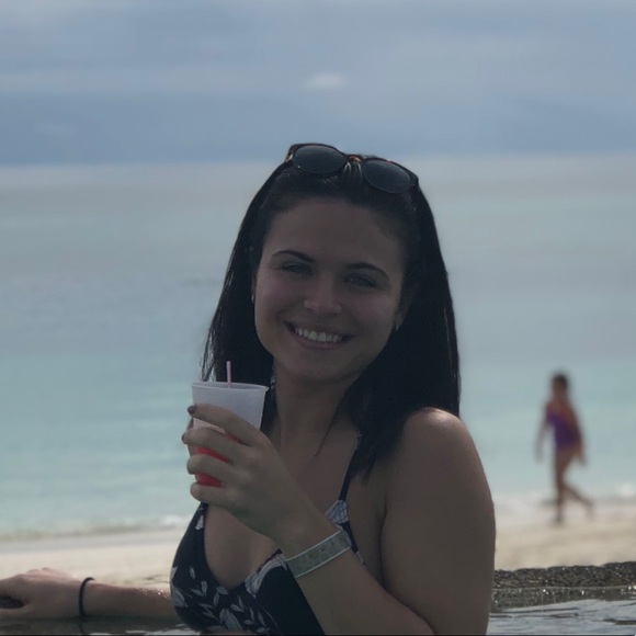 Profile Picture of Morgan Modaffare (@morggmodd) on Poshmark