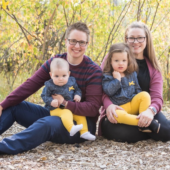 Profile Picture of Julia Florian (@florianjulia1) on Poshmark