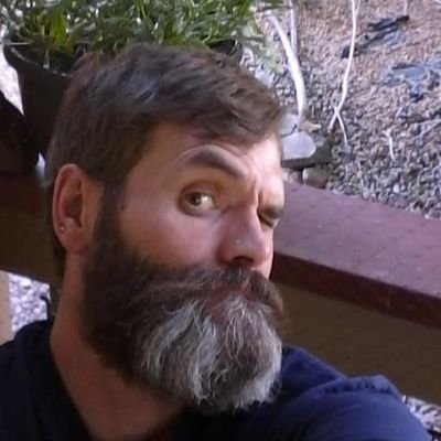 Profile Picture of Stoner! Ray (@its_StonerRay) on Twitter