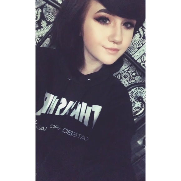 Profile Picture of Olivia Stafford (@ostafford) on Poshmark