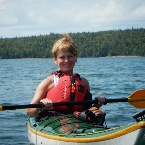 Profile Picture of Bev Gellert (@bevgellert) on Poshmark