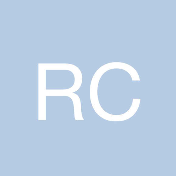 Profile Picture of Rose Curfman (@rosecurfman) on Poshmark