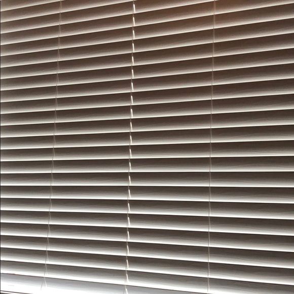 Profile Picture of Josh Lunsford (@jlnsfrd6) on Poshmark