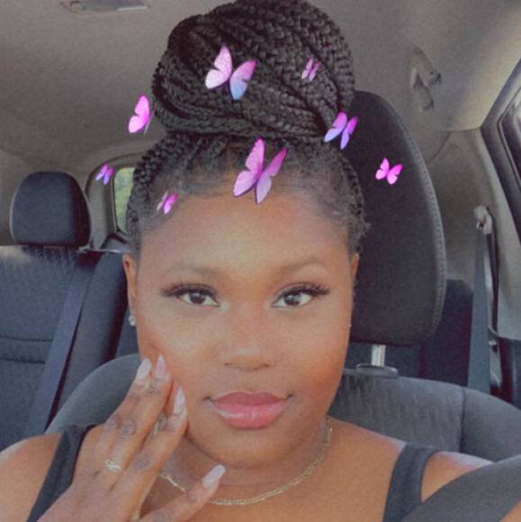 Profile Picture of Bri Chasten (@bchasten) on Poshmark